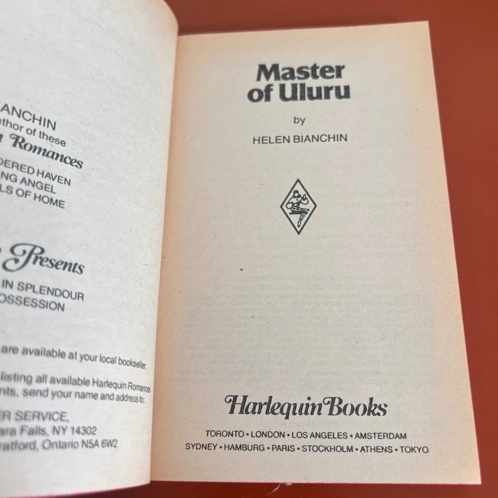 Master of Uluru Helen Bianchin Harlequin‎ Romance 2378 Vintage 1981 Paperback